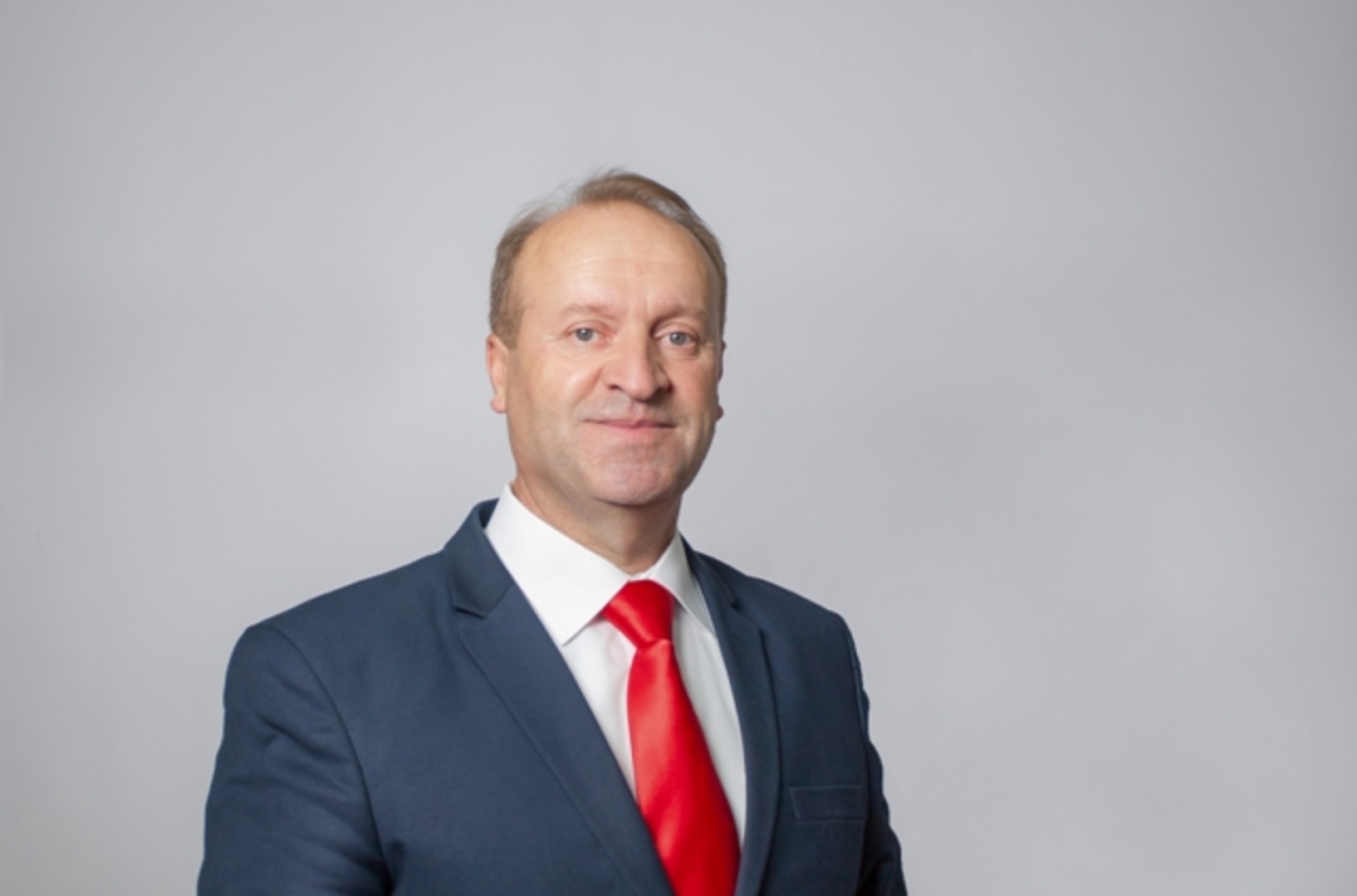 Izet Bralić vodi SDP Crne Gore - slika 1